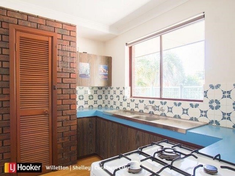 18 Koel Way, Thornlie WA 6108