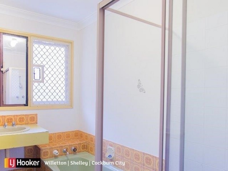 18 Koel Way, Thornlie WA 6108