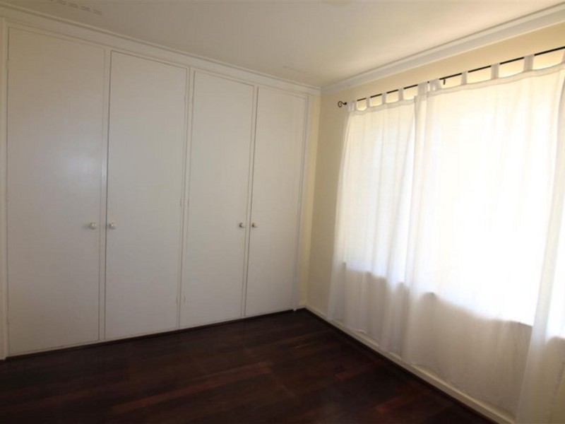 15 Rhonda Ave, Willetton WA 6155