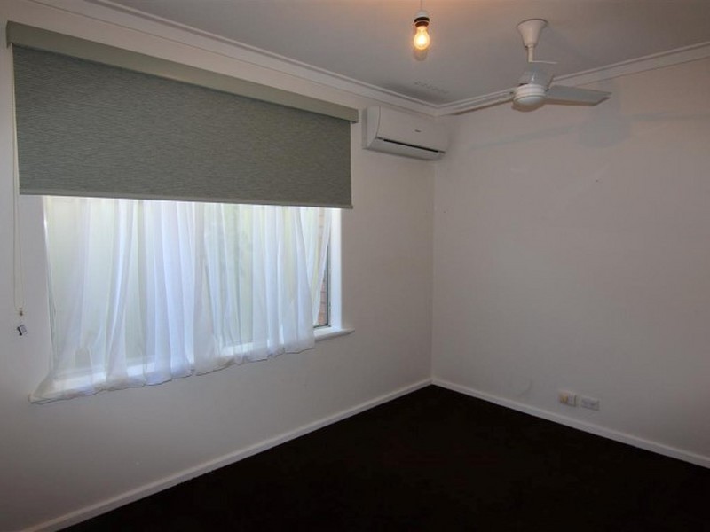 15 Rhonda Ave, Willetton WA 6155