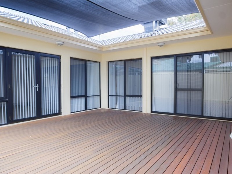 2B Dewey Street, Shelley WA 6148