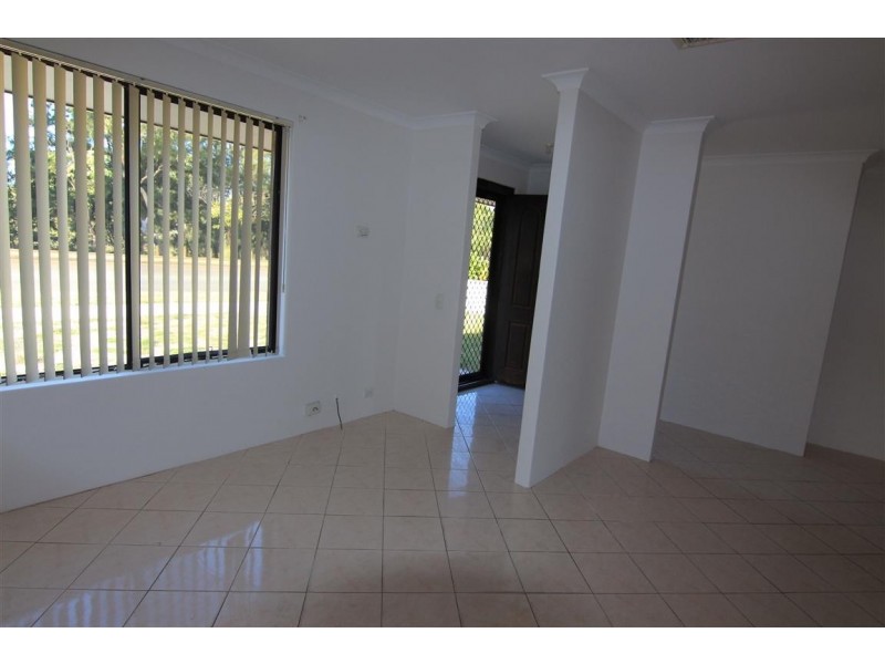 111 Bottlebrush Drive, Kiara WA 6054