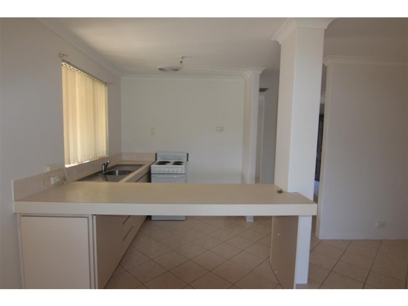 111 Bottlebrush Drive, Kiara WA 6054