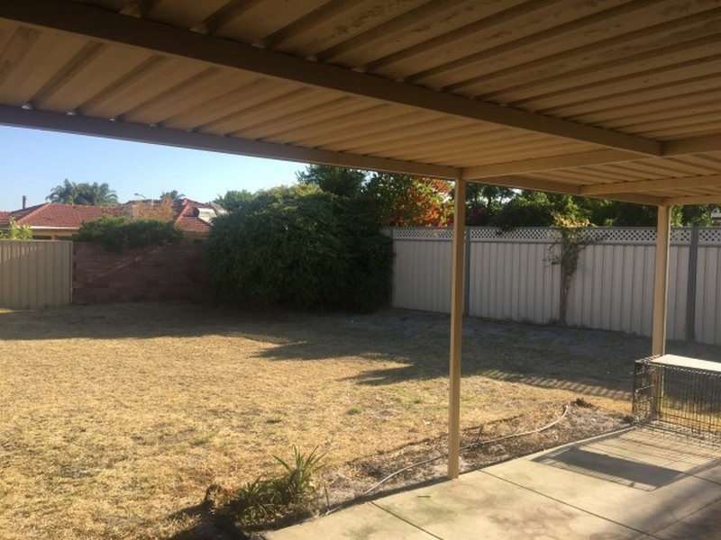 111 Bottlebrush Drive, Kiara WA 6054