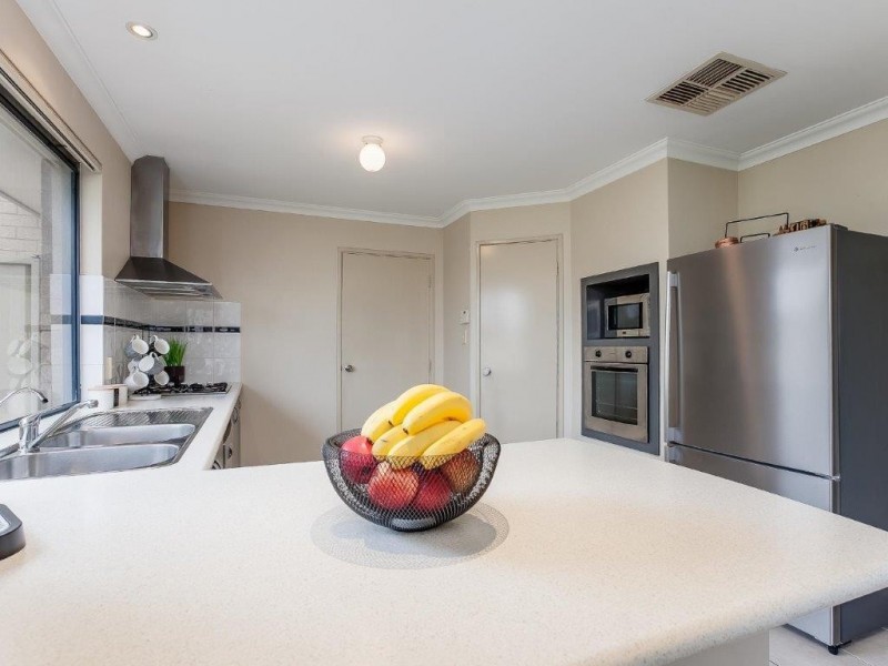 71 Miltona Drive, Secret Harbour WA 6173