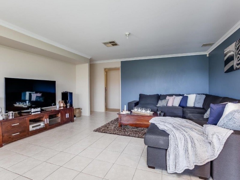 71 Miltona Drive, Secret Harbour WA 6173