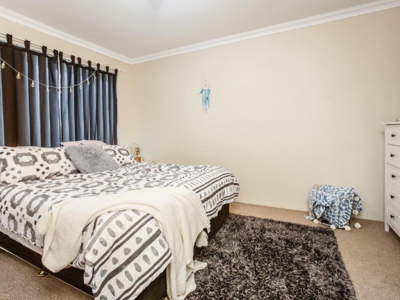 71 Miltona Drive, Secret Harbour WA 6173