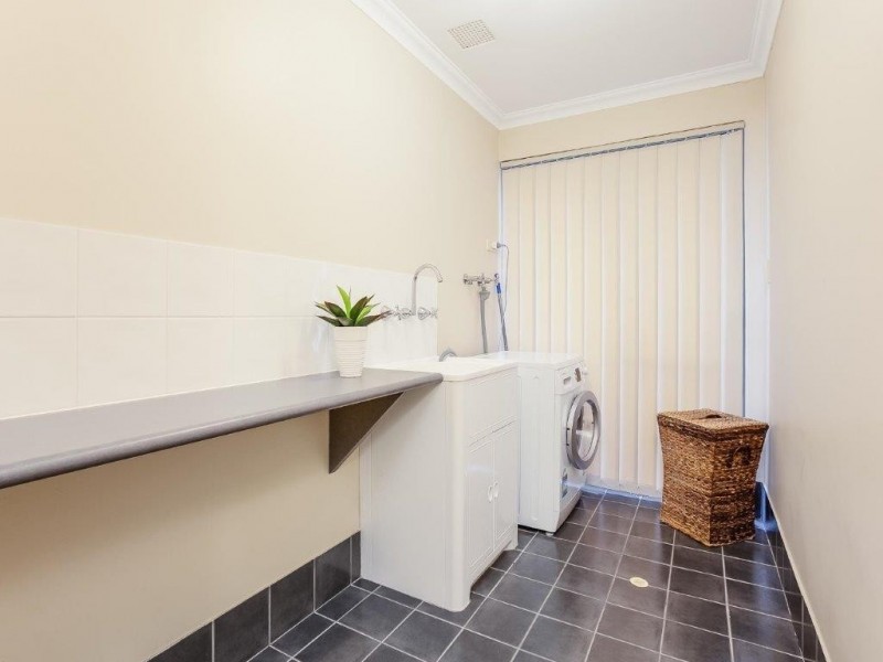 71 Miltona Drive, Secret Harbour WA 6173