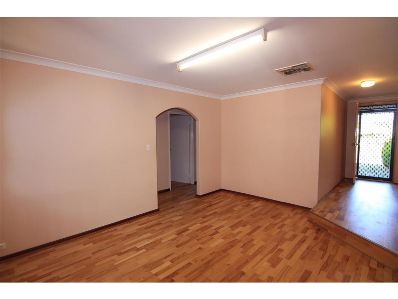 8 Rostrata Avenue, Willetton WA 6155
