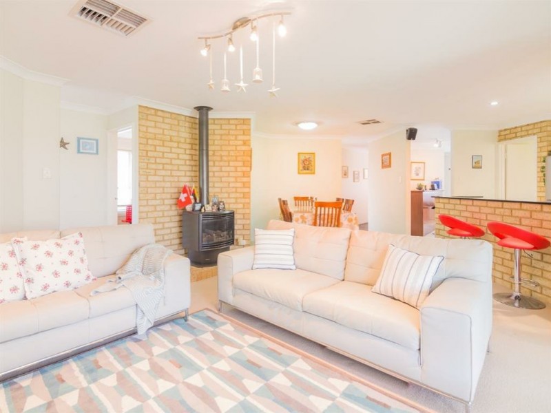 13 Collins Road, Willetton WA 6155