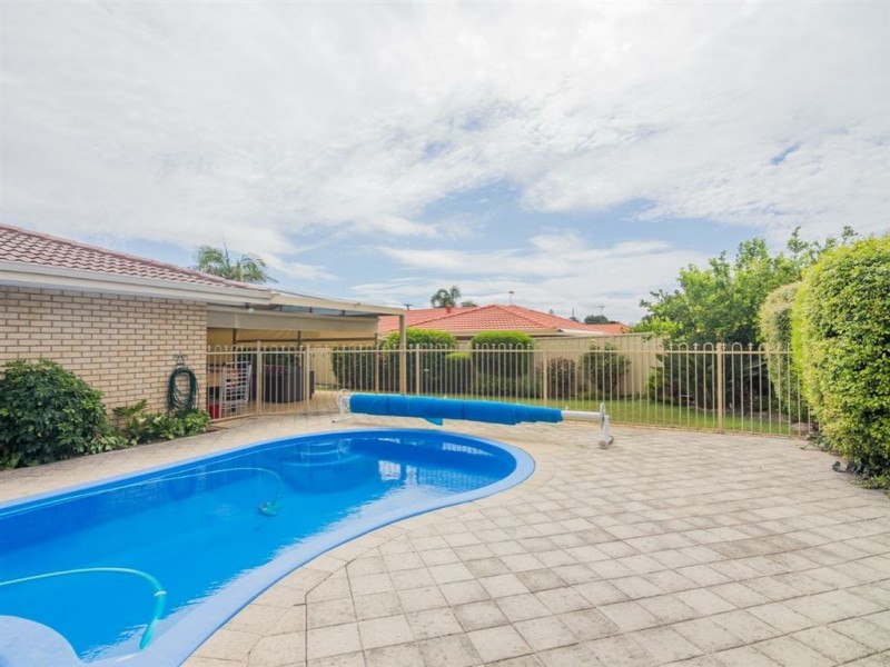 13 Collins Road, Willetton WA 6155
