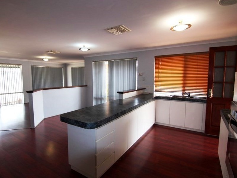 1 Sorell Way, Atwell WA 6164