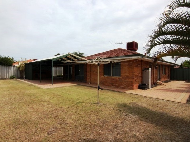1 Sorell Way, Atwell WA 6164