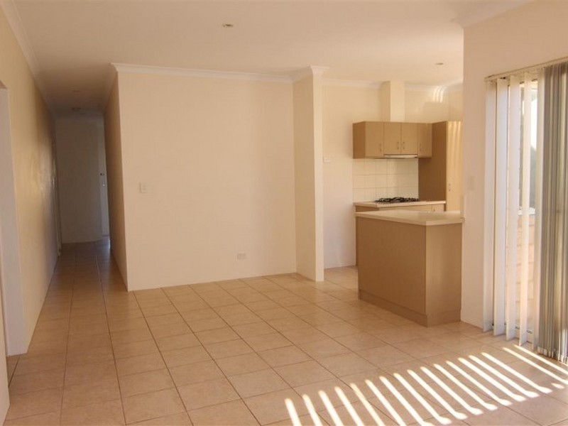 2 Penola Court, Clarkson WA 6030