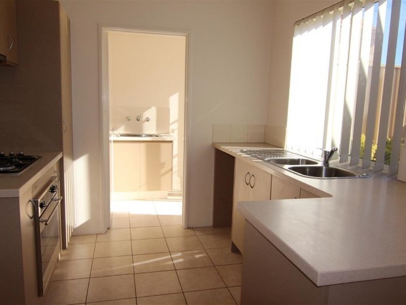 2 Penola Court, Clarkson WA 6030