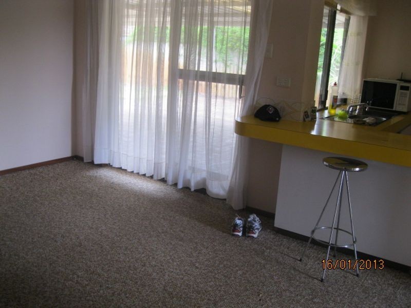 16 Lauri Court, Parkwood WA 6147