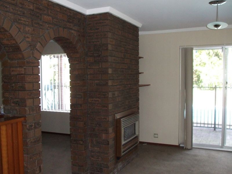 317 Riverton Drive, Shelley WA 6148