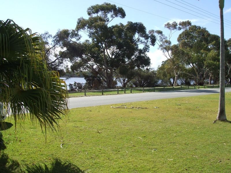 317 Riverton Drive, Shelley WA 6148