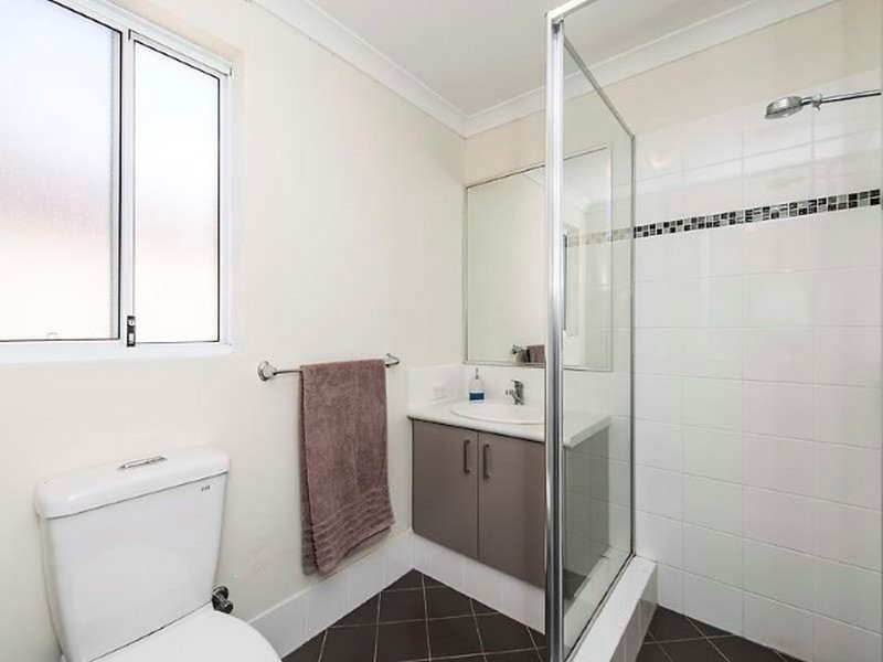 Villa 3/54 Sixth Road, Armadale WA 6112