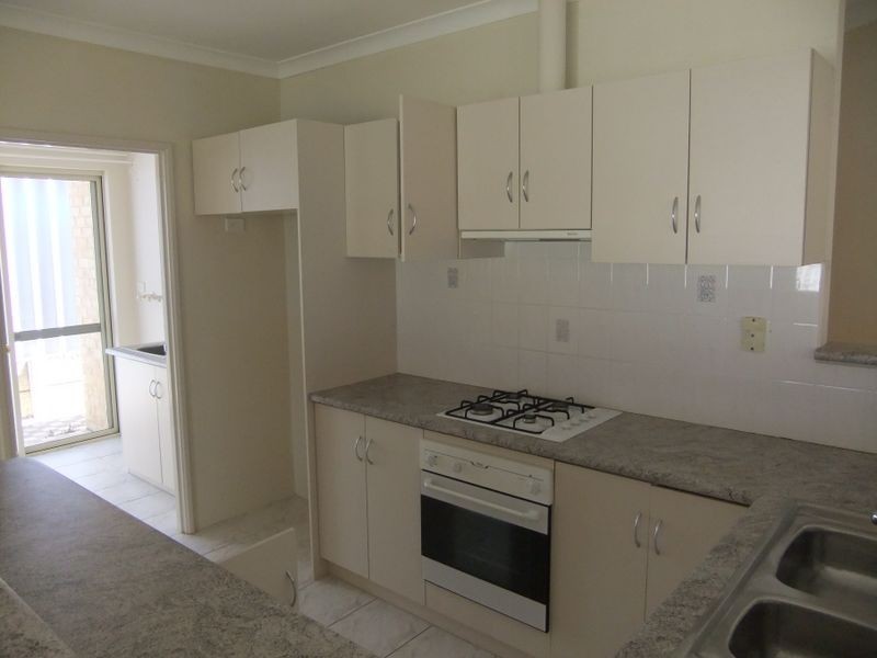 4/10 Tyre Avenue, Riverton WA 6148