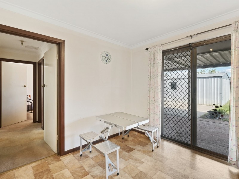 22 Hibbertia Crescent, Riverton WA 6148