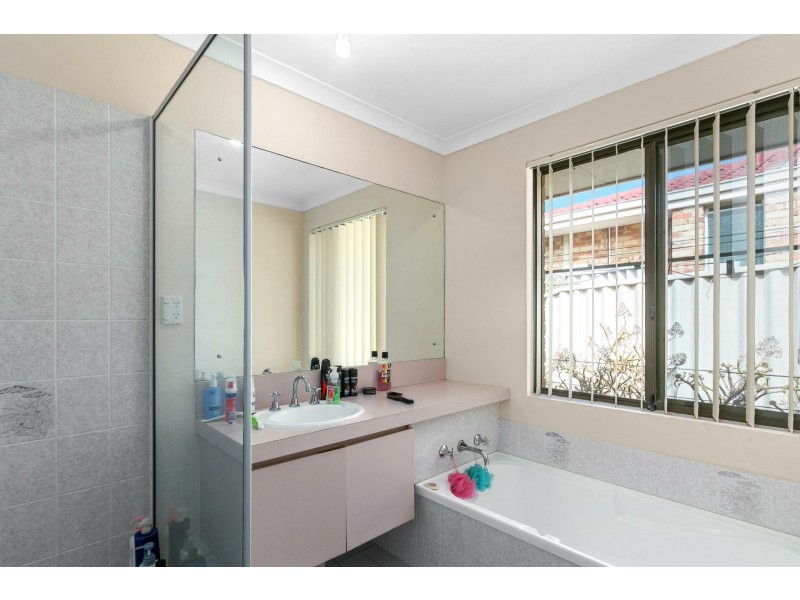 10 Clune Place, Coogee WA 6166