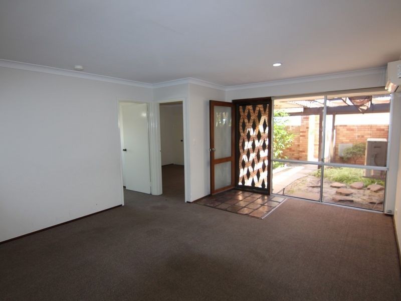 3/7 Caird Place, Parkwood WA 6147