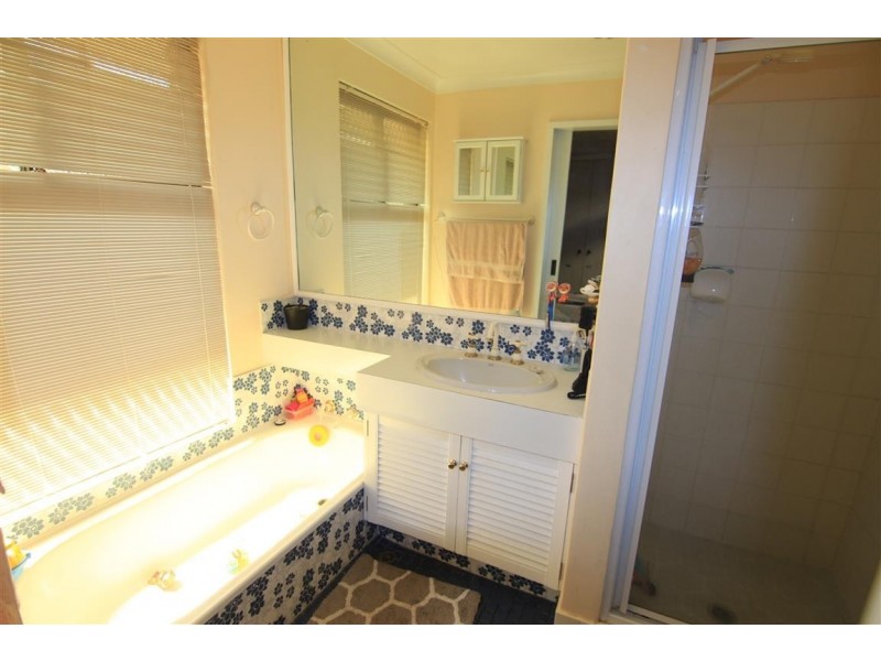 5 Hilltop Rise, Willetton WA 6155