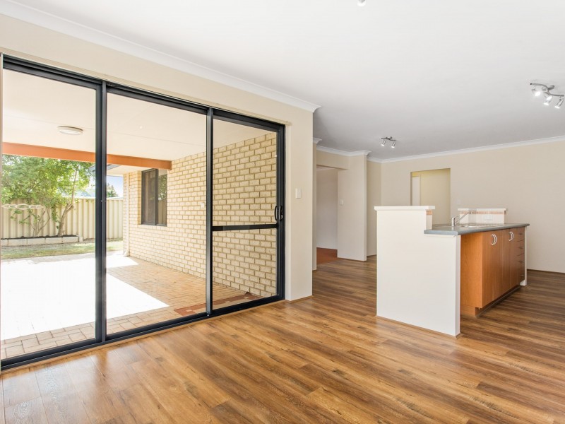 37 Beedelup Loop, Bibra Lake WA 6163