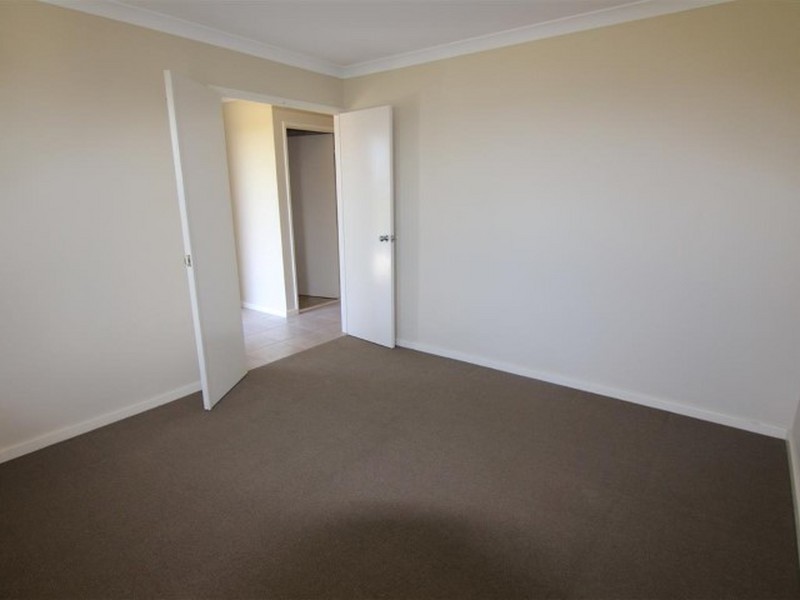 38 Chesterfield Avenue, Hocking WA 6065