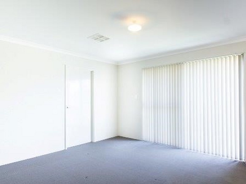 7 Appleton Road, Piara Waters WA 6112