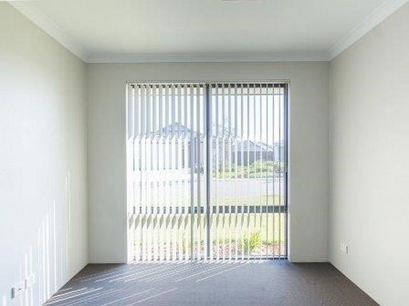 7 Appleton Road, Piara Waters WA 6112