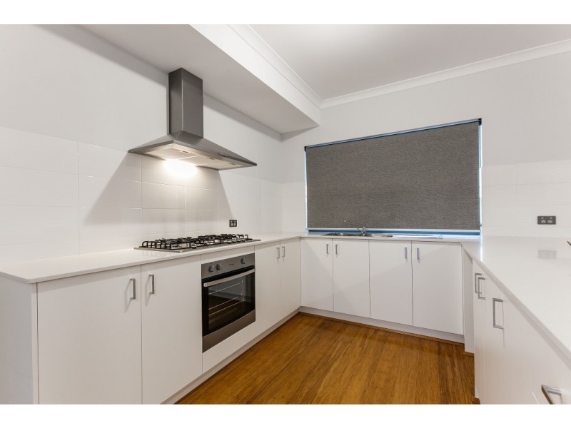 30b Bullfinch Street, Spearwood WA 6163