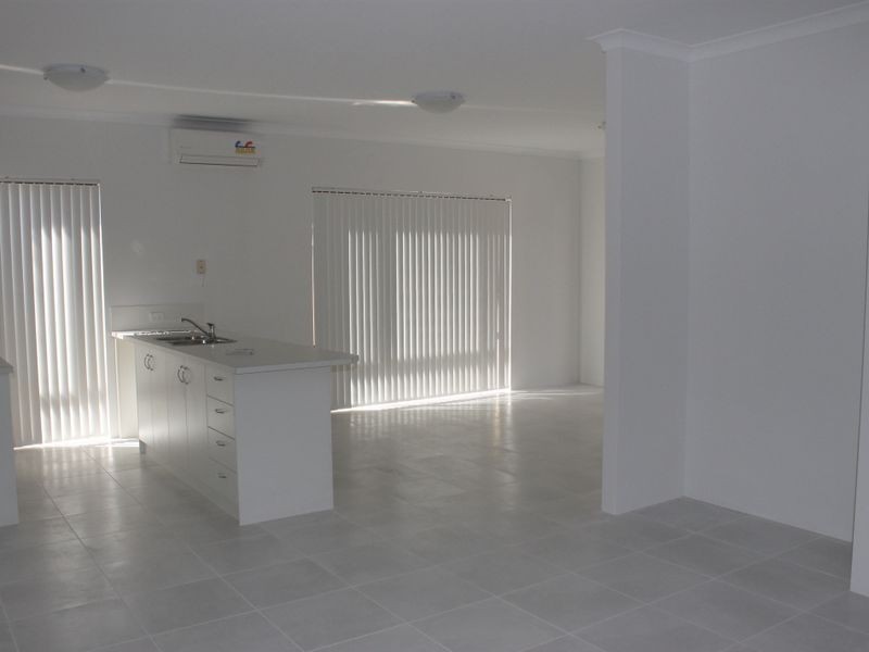 13b Simons Way, Langford WA 6147