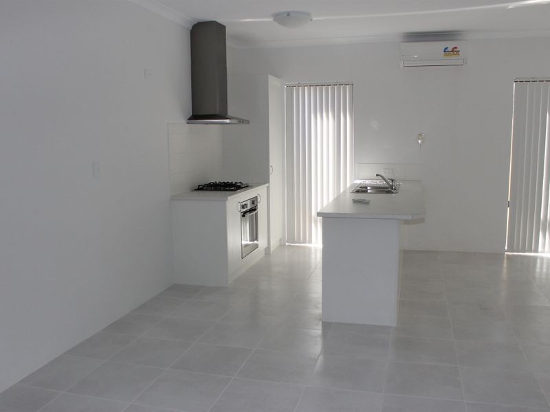 13b Simons Way, Langford WA 6147