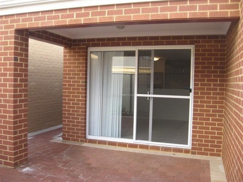 24 Bonner Lane, Armadale WA 6112