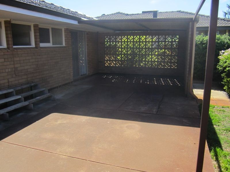 5 Godbold Close, Shelley WA 6148