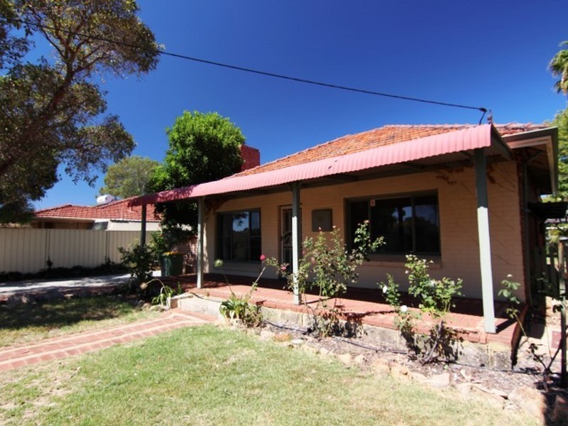 70 Lacey Street, Beckenham WA 6107