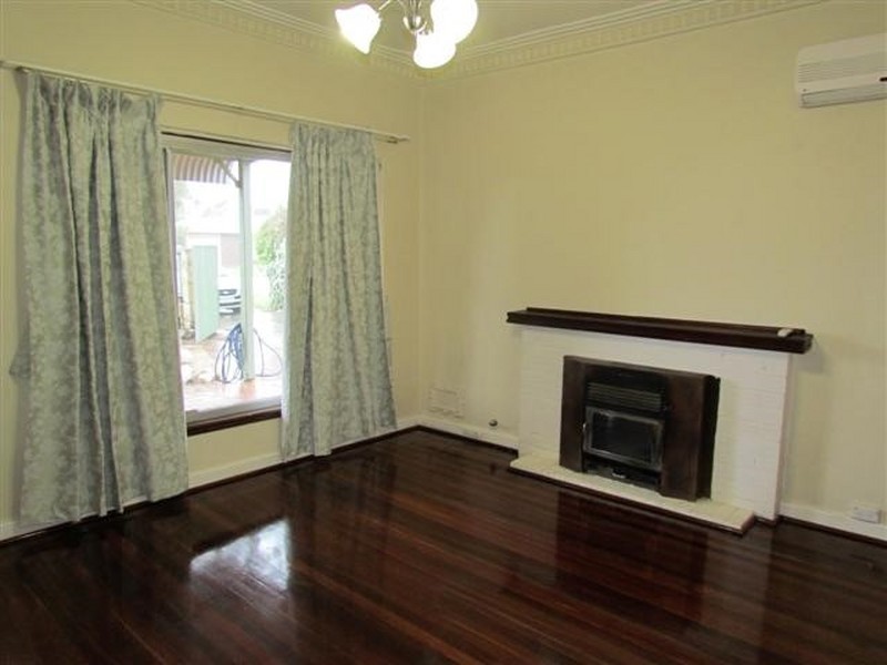 70 Lacey Street, Beckenham WA 6107