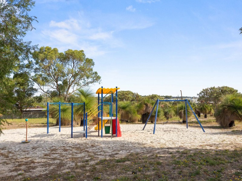 21 Stanyford Place, Hamilton Hill WA 6163