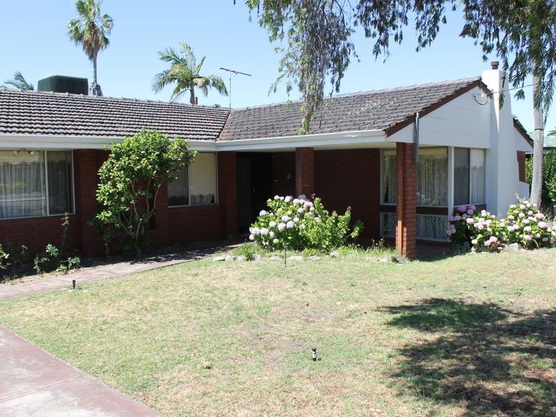 28 Panamuna Drive, Willetton WA 6155