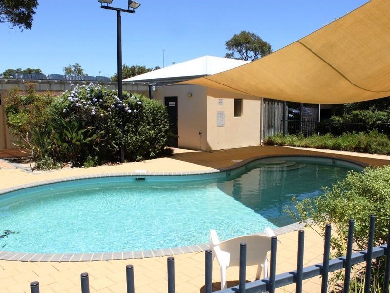 31/15 Friar John Way, Coolbellup WA 6163