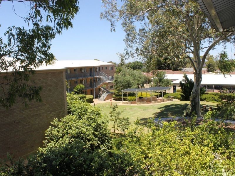 31/15 Friar John Way, Coolbellup WA 6163