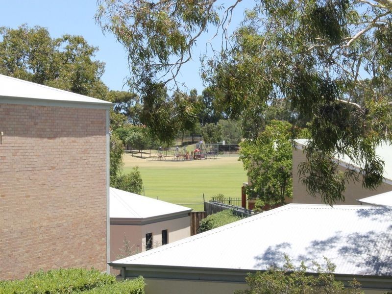 31/15 Friar John Way, Coolbellup WA 6163