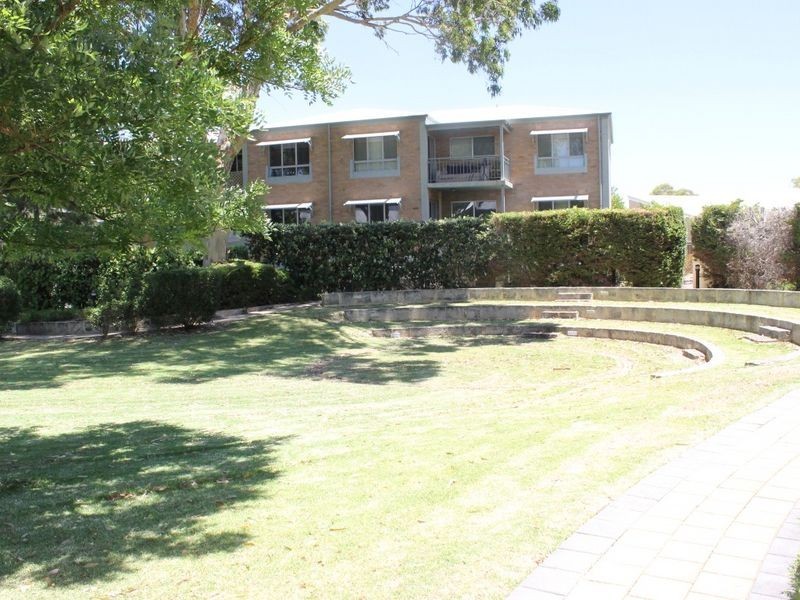 31/15 Friar John Way, Coolbellup WA 6163