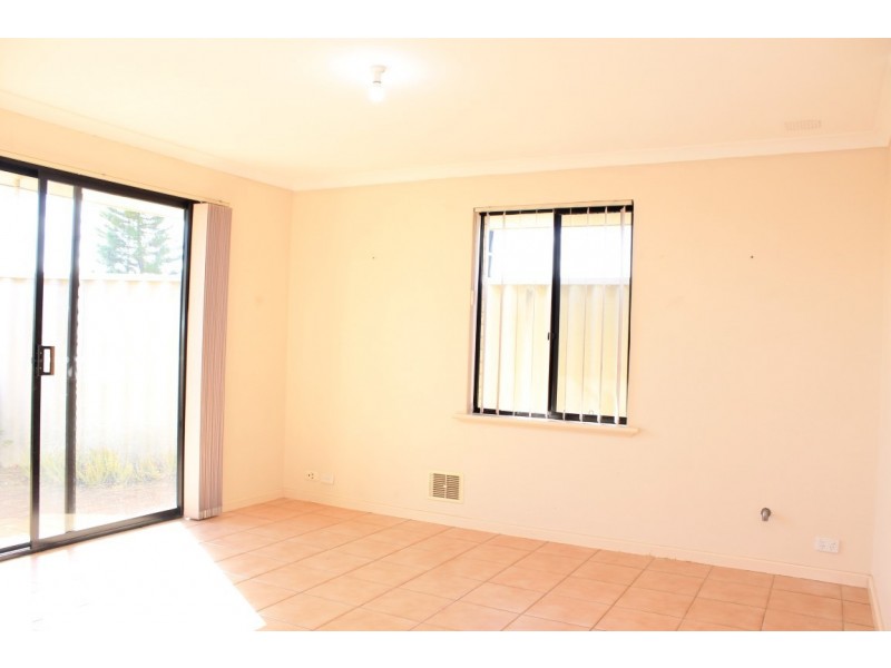 Villa 1/47 King Street, Coogee WA 6166