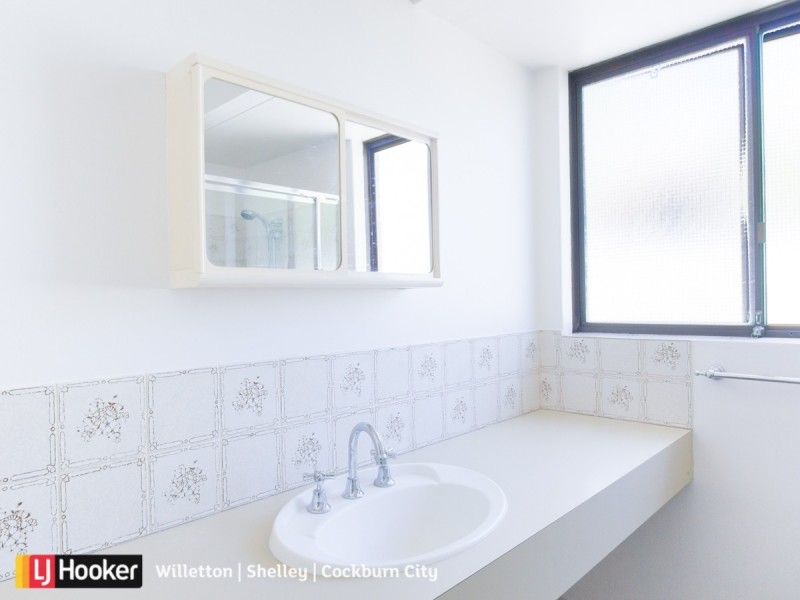 Unit 8/217 Ferndale Crescent, Ferndale WA 6148