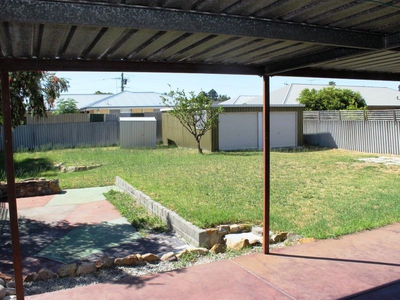 109 Fern Road, Wilson WA 6107