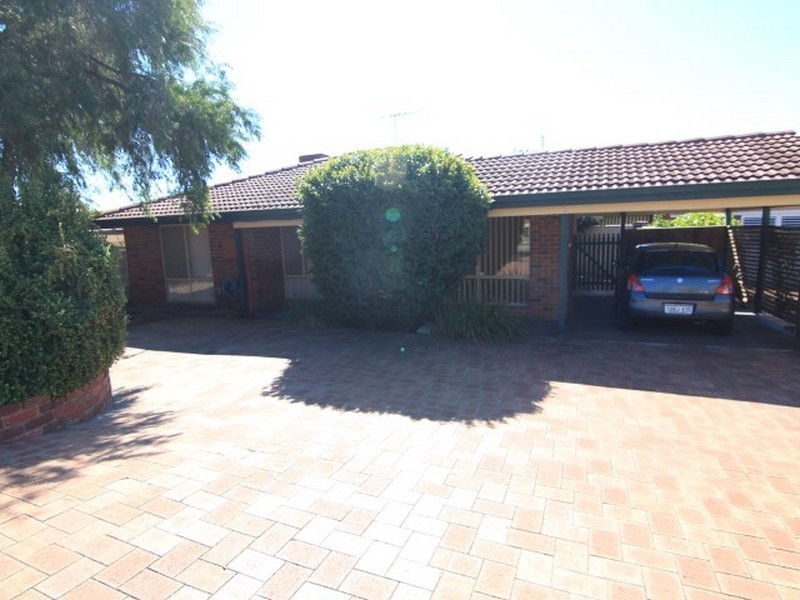 19 Libson Court, Parkwood WA 6147