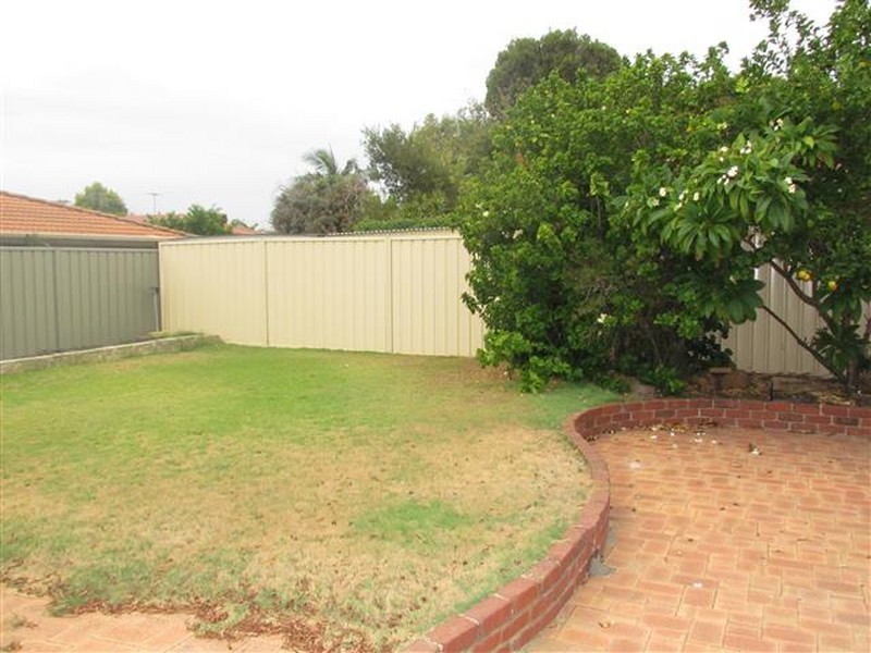 19 Libson Court, Parkwood WA 6147